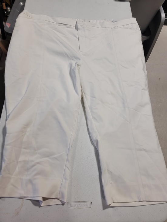 Catherines Pants - Catherines White Capris